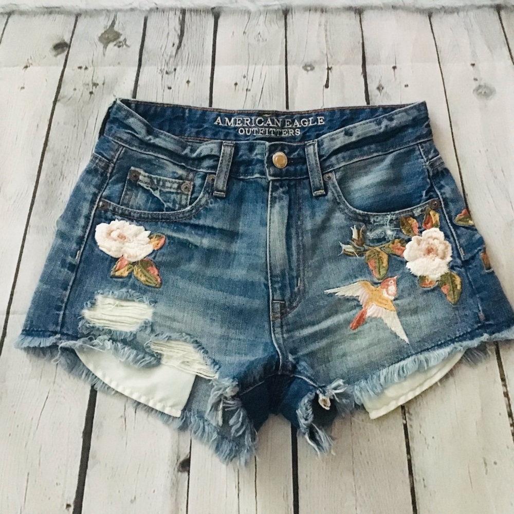 American Eagle vtg hi rise festival shorts